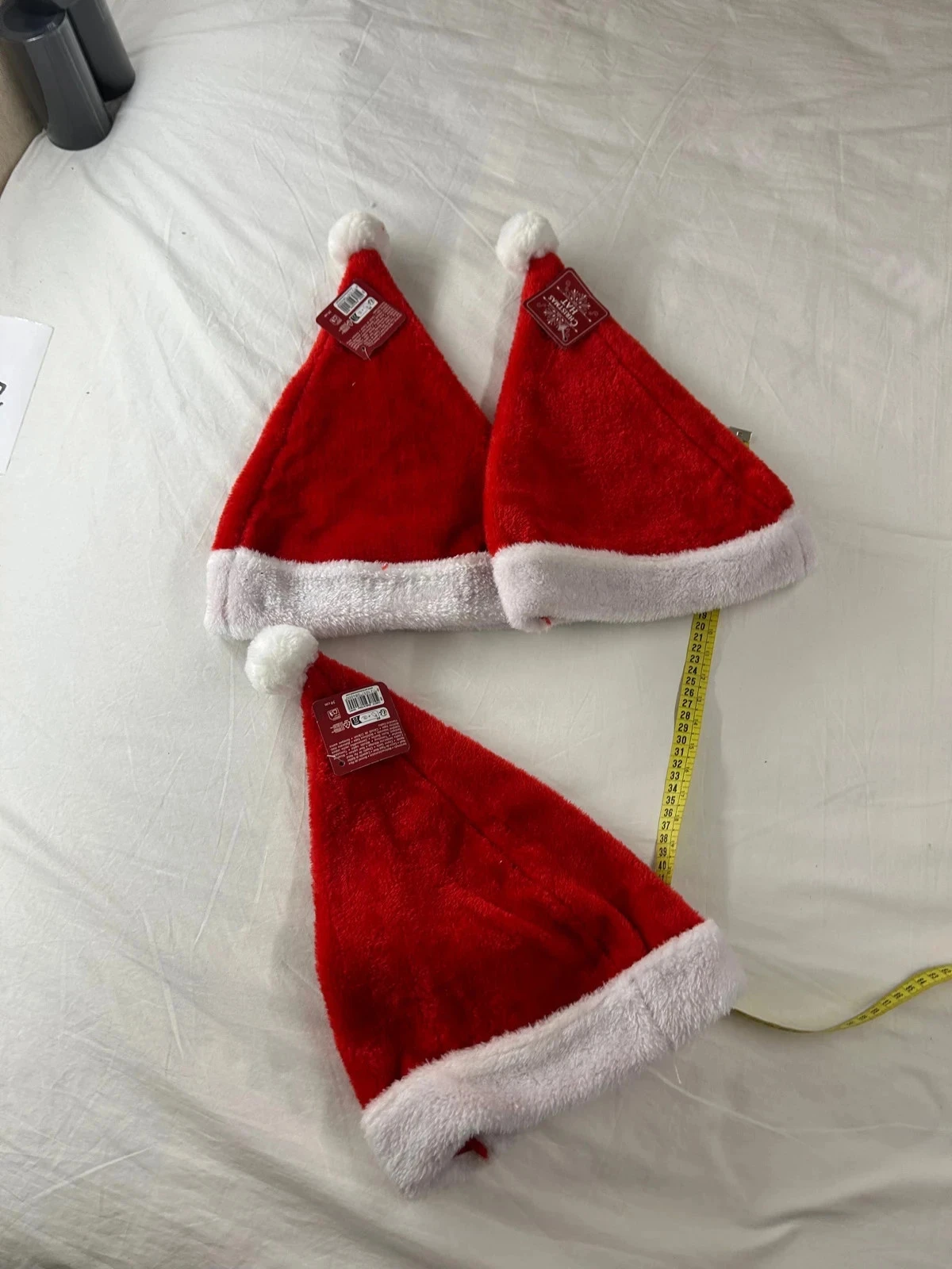 Trois 3 Bonnet père Noël merry christmas hat